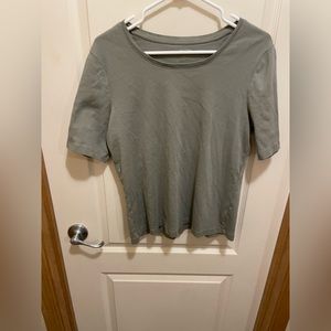 Chicos green short sleeve shirt